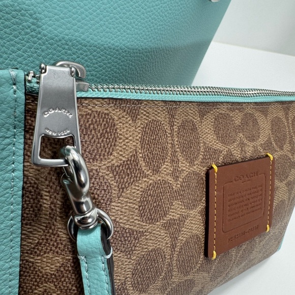 COACH Day Tote Bag in Aqua Blue & Matching Flower Charm - Picture 6 of 14